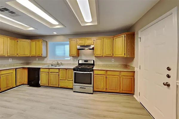 $2,195 | 4105 Bradley Lane, Arlington, TX 76017