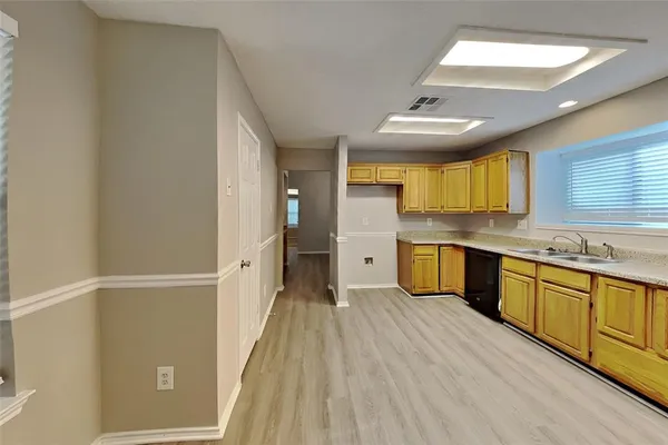 $2,195 | 4105 Bradley Lane, Arlington, TX 76017