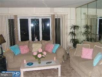 110 Lafayette Road Edgewater Park, NJ 08010 - Photo 4 of 6
