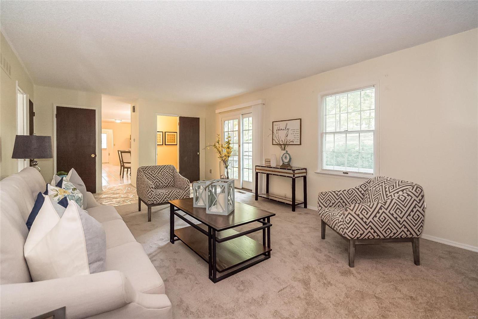 15556 Country Ridge Drive Chesterfield, MO 63017 - Photo 16 of 60