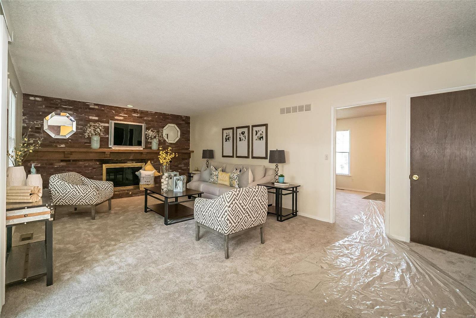 15556 Country Ridge Drive Chesterfield, MO 63017 - Photo 18 of 60