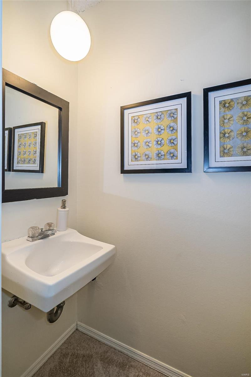 15556 Country Ridge Drive Chesterfield, MO 63017 - Photo 20 of 60