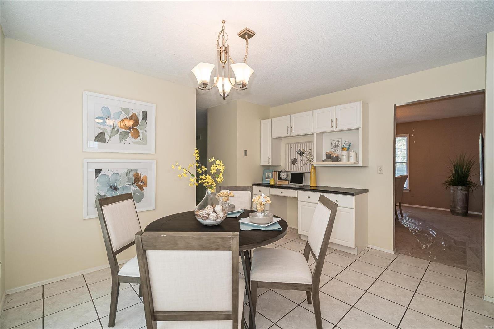 15556 Country Ridge Drive Chesterfield, MO 63017 - Photo 23 of 60