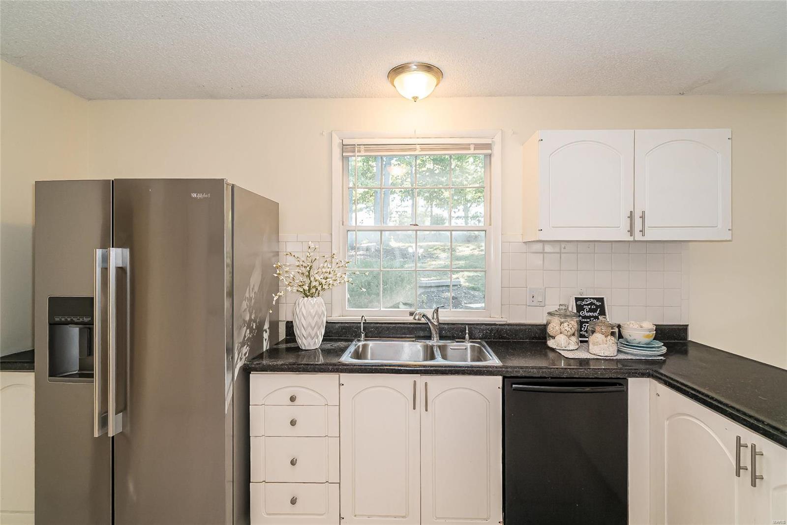 15556 Country Ridge Drive Chesterfield, MO 63017 - Photo 27 of 60