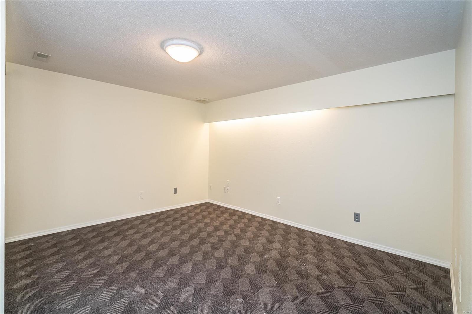 15556 Country Ridge Drive Chesterfield, MO 63017 - Photo 51 of 60