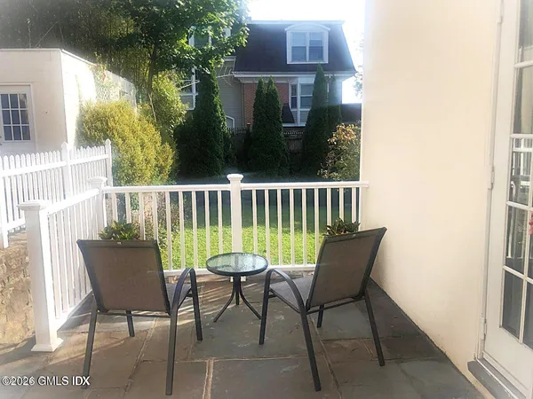 $4,900 | 14 Idar Court, Unit 1, Greenwich, CT 06830