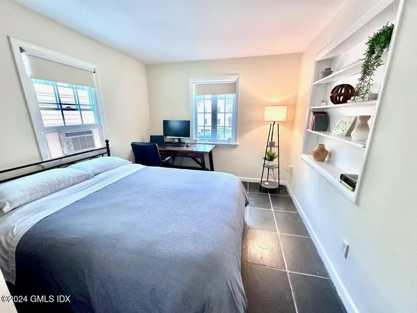 $4,900 | 14 Idar Court, Unit 1, Greenwich, CT 06830