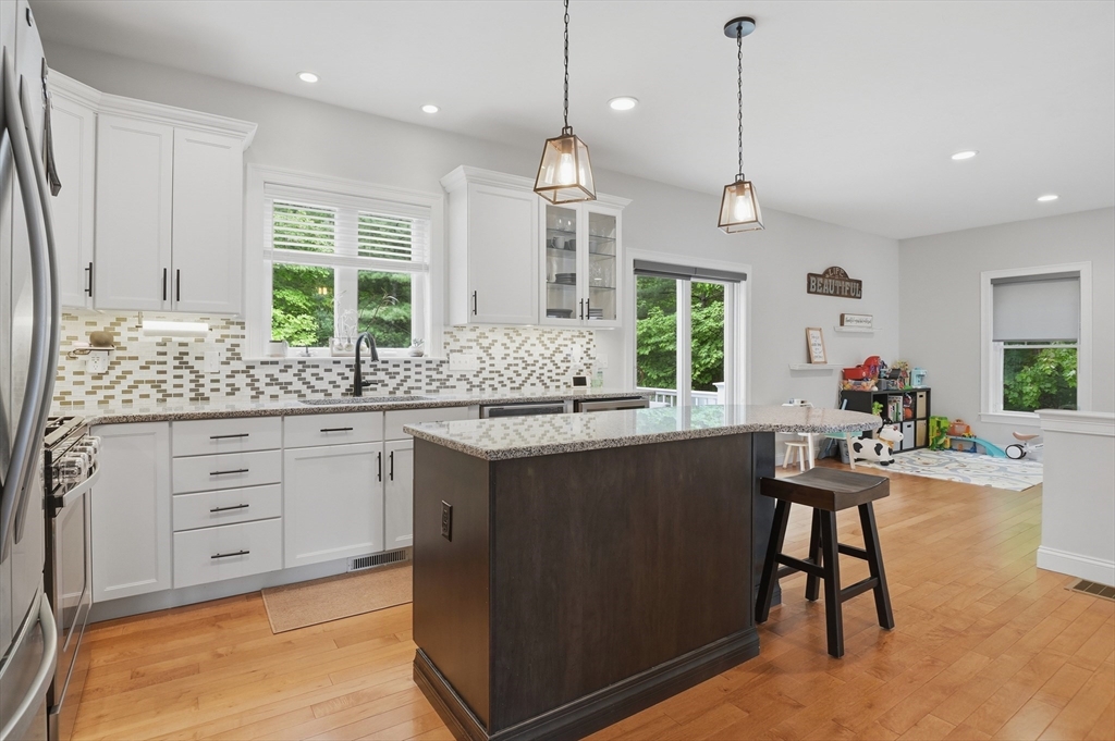 2 Klondike Road Grafton, MA 01560 - Photo 10 of 41