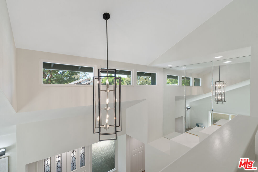 19 Rippling Streme Irvine, CA 92603 - Photo 28 of 69 a bathroom with a shower