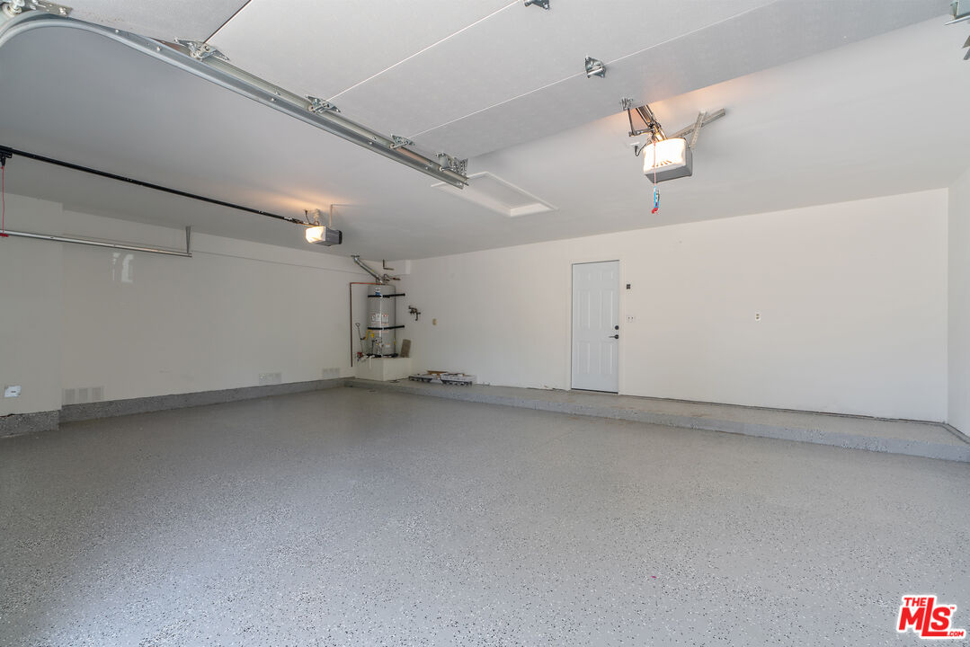 19 Rippling Streme Irvine, CA 92603 - Photo 59 of 69