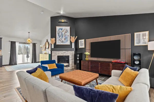 $484,999 | N9337 Rosella Drive, Appleton, WI 54915