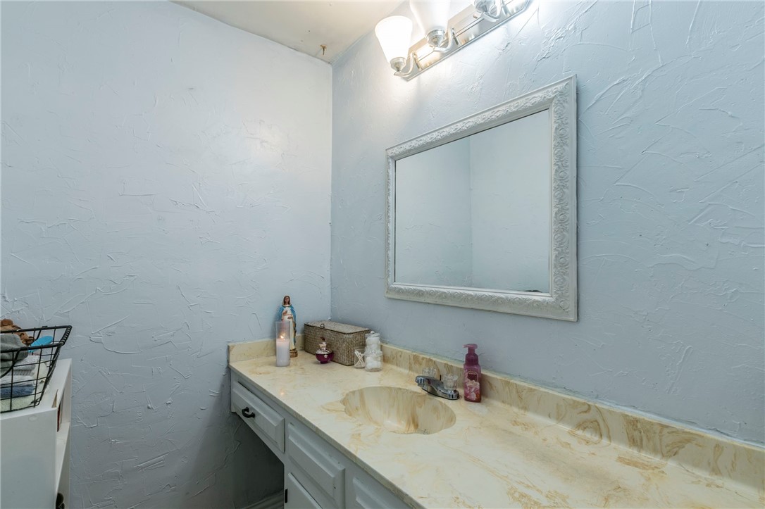 112 Bowie Lane Hewitt, TX 76643 - Photo 13 of 26