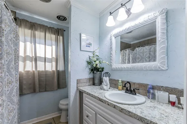 $280,000 | 112 Bowie Lane, Hewitt, TX 76643