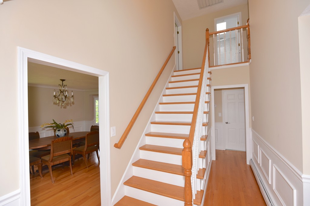 15 Valley Road Southborough, MA 01772 - Photo 4 of 23 Gallery Image 4