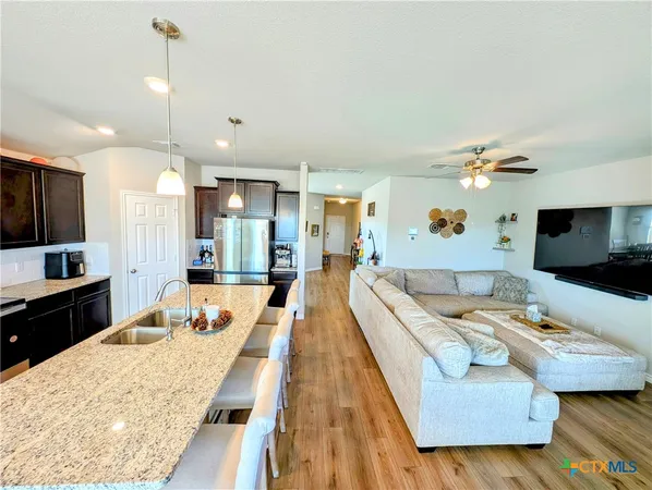 $2,400 | 305 Bobby Lou Lane, Copperas Cove, TX 76522