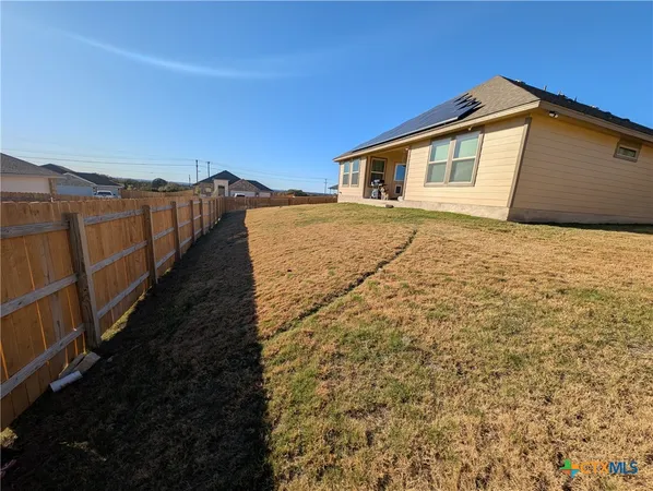 $2,300 | 305 Bobby Lou Lane, Copperas Cove, TX 76522