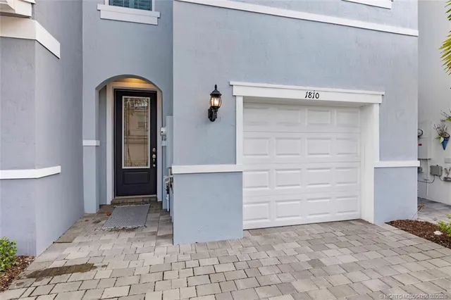 $439,000 | 1810 Southeast Ocean Cove Way, Stuart, FL 34996