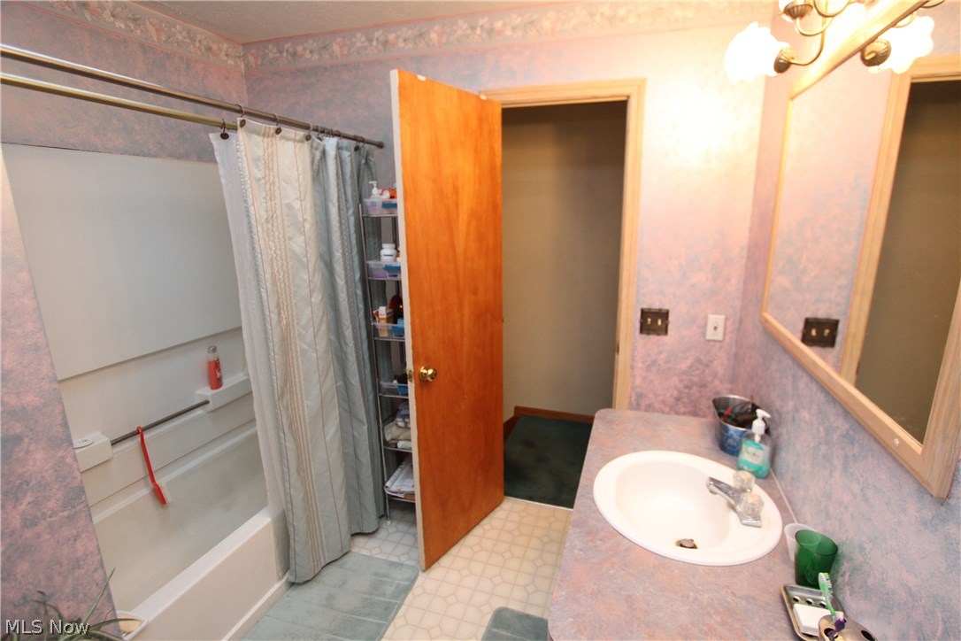 12254 Sheldon Road Mantua, OH 44255 - Photo 12 of 15 Gallery Image 12