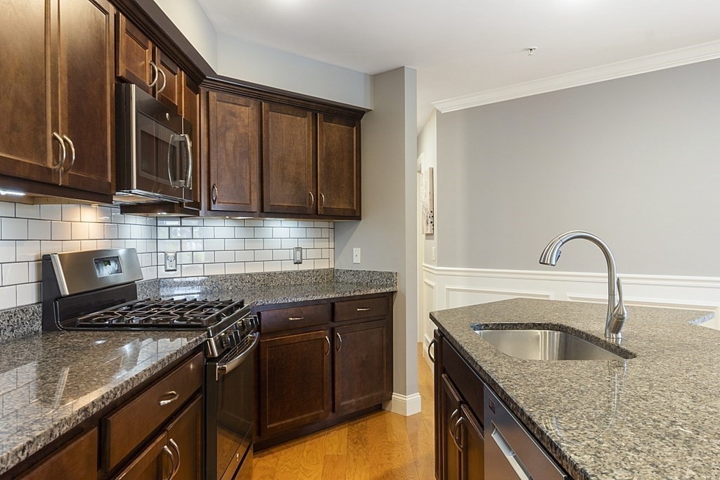 195 Salem Street, Unit 1105 Wilmington, MA 01887 - Photo 11 of 41