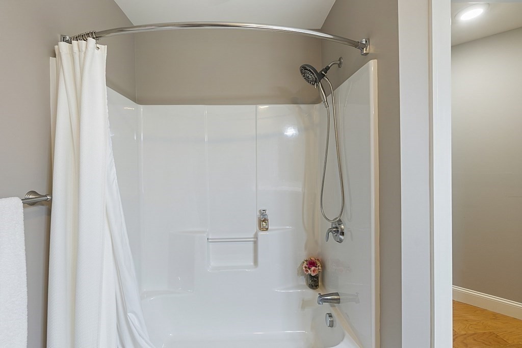 195 Salem Street, Unit 1105 Wilmington, MA 01887 - Photo 24 of 41