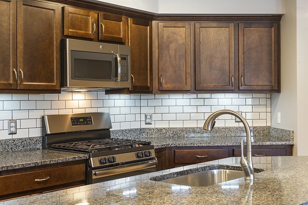 195 Salem Street, Unit 1105 Wilmington, MA 01887 - Photo 10 of 41