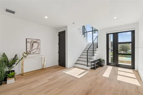 $2,150,000 | 94 West Davis Boulevard, Tampa, FL 33606