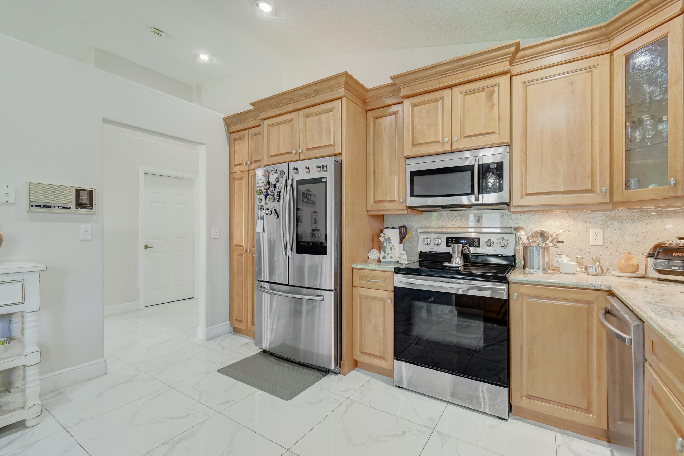1181 Aviary Road Wellington, FL 33414 - Photo 15 of 50 42_dsc_6703_4_5_6_7