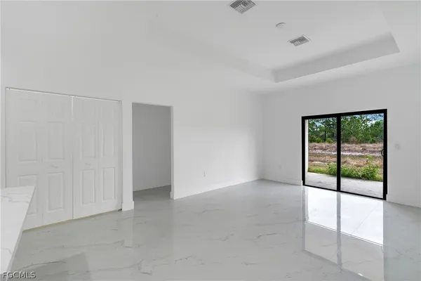 $1,950 | 1037 Citrus Avenue South, Lehigh Acres, FL 33974