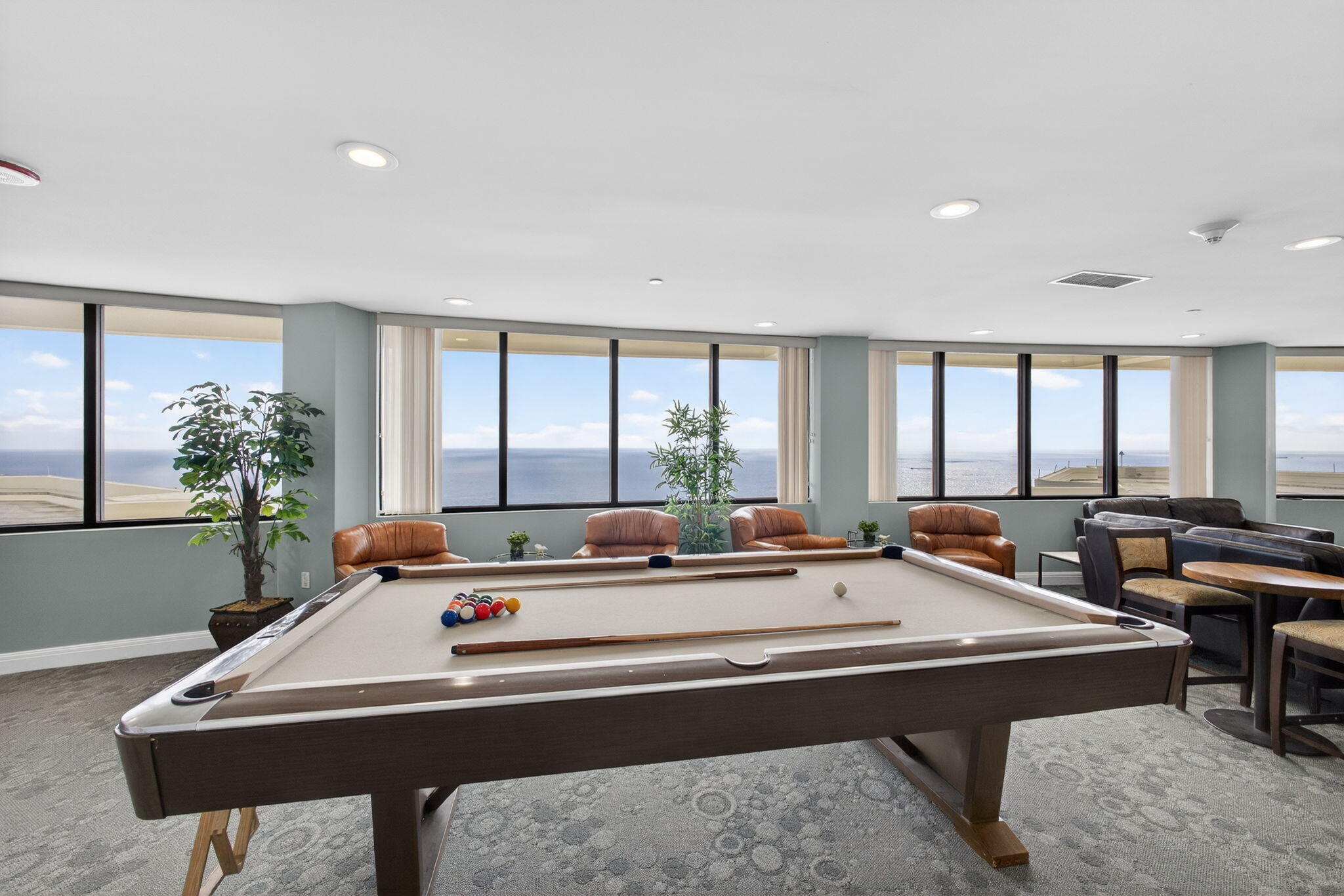 3000 North Ocean Drive, Unit 4F Riviera Beach, FL 33404 - Photo 49 of 56 Boardroom Lounge