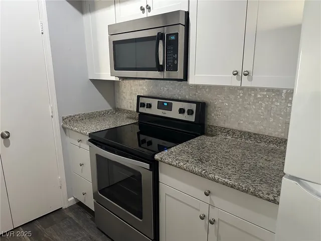 $1,250 | 45 Maleena Mesa Street, Unit 716, Henderson, NV 89074