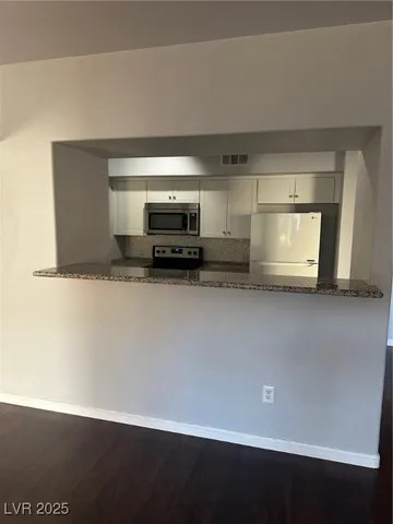 $1,250 | 45 Maleena Mesa Street, Unit 716, Henderson, NV 89074