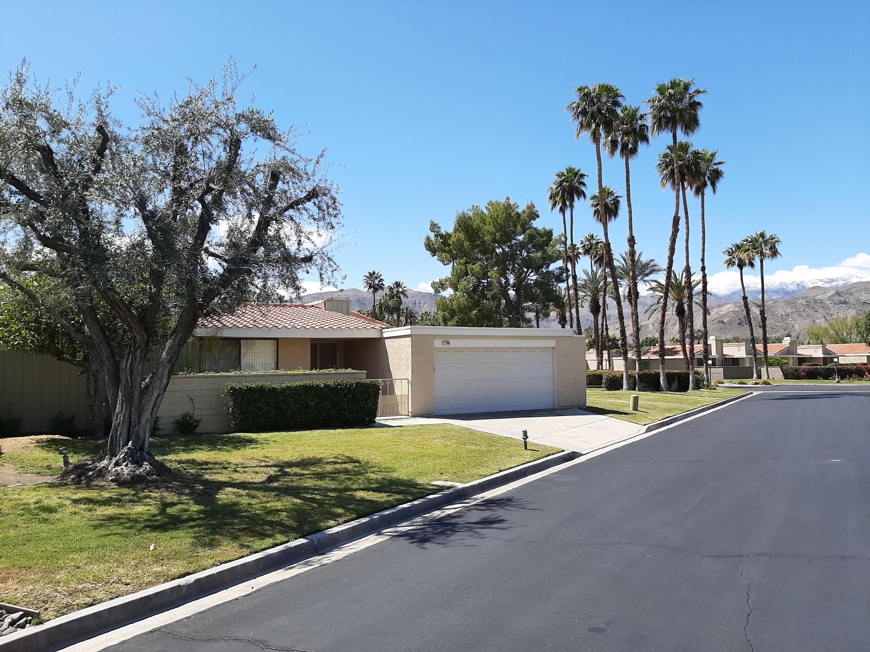 72385 Beverly Way Rancho Mirage, CA 92270 - Photo 6 of 24 20200411_112628