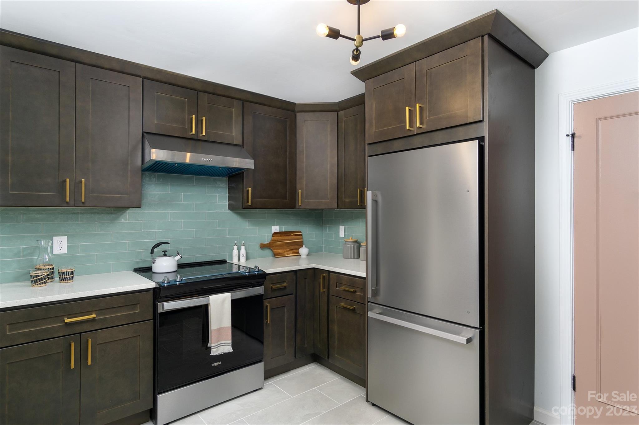 349 Country Club Road, Unit 2 Asheville, NC 28804 - Photo 11 of 27 Gallery Image 11