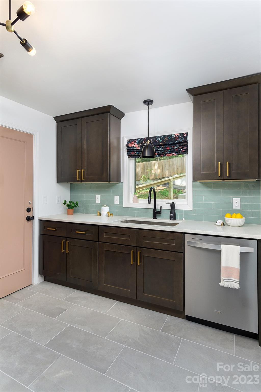 349 Country Club Road, Unit 2 Asheville, NC 28804 - Photo 12 of 27 Gallery Image 12