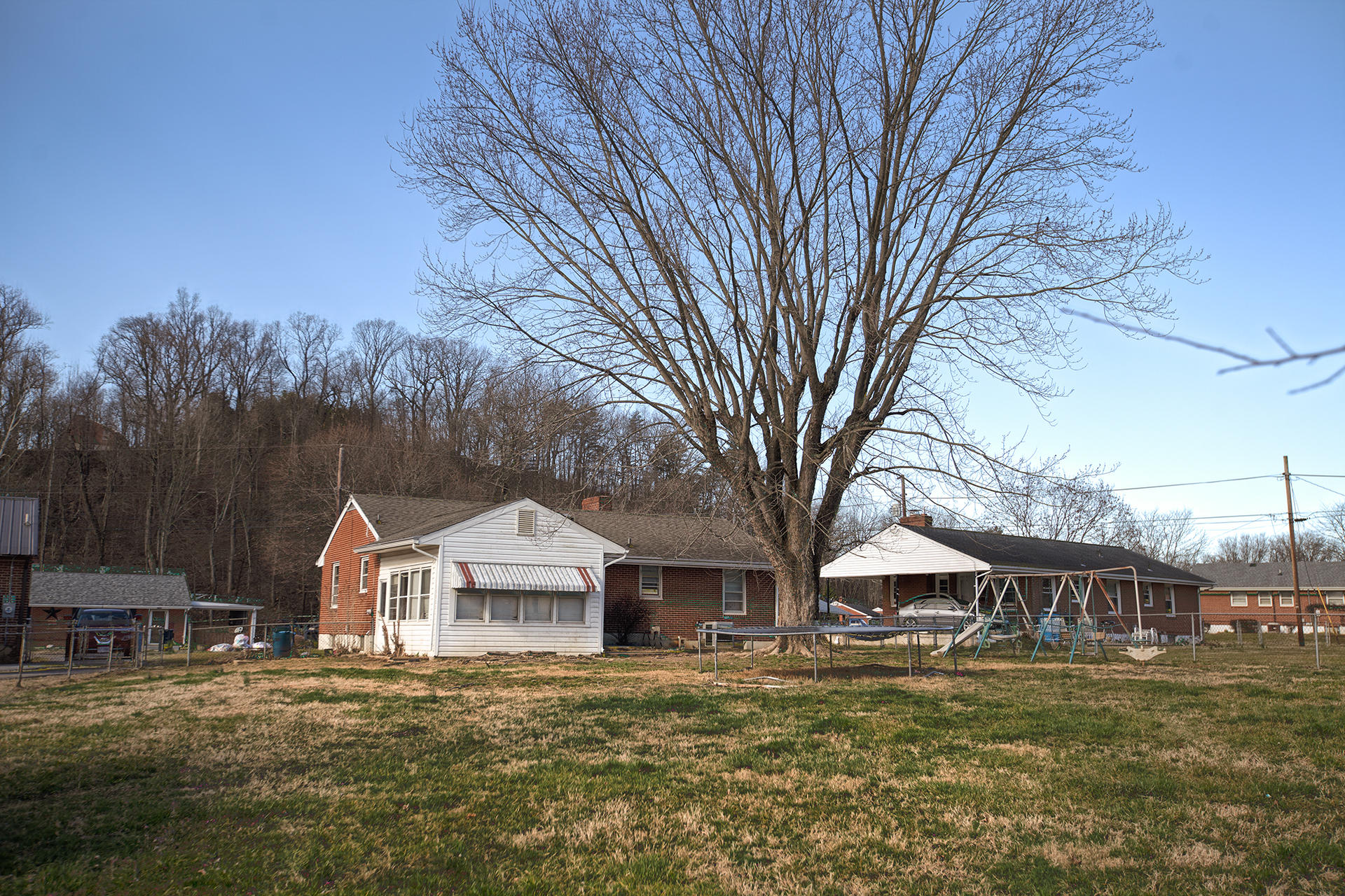 2045 Laura Road Northwest Roanoke, VA 24017 - Photo 14 of 14 Home view