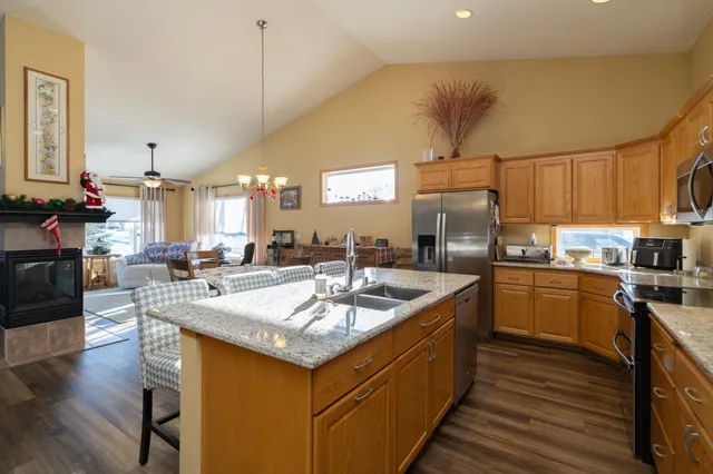 $434,900 | 546 Marmik Circle, Hastings, MN 55033
