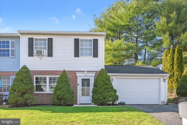 $264,900 | 1053 Williamsburg Road, Lancaster, PA 17603