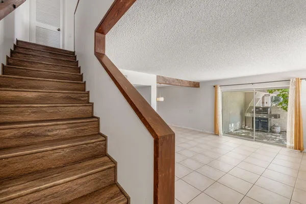 $279,000 | 2504 North Whitewater Club Drive, Unit C, Palm Springs, CA 92262