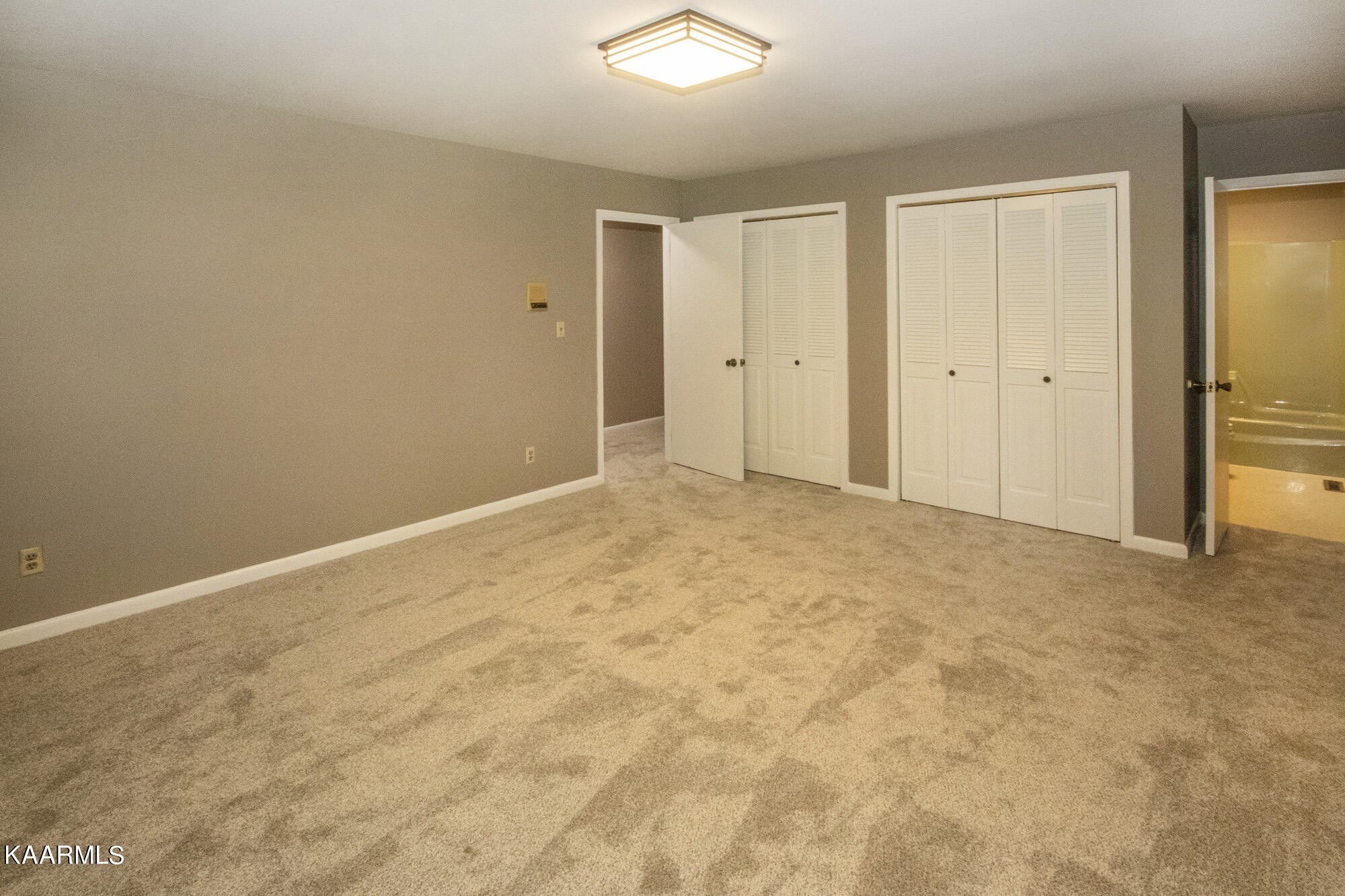 431 Sunnyside Road Sweetwater, TN 37874 - Photo 21 of 47 a view of an empty room