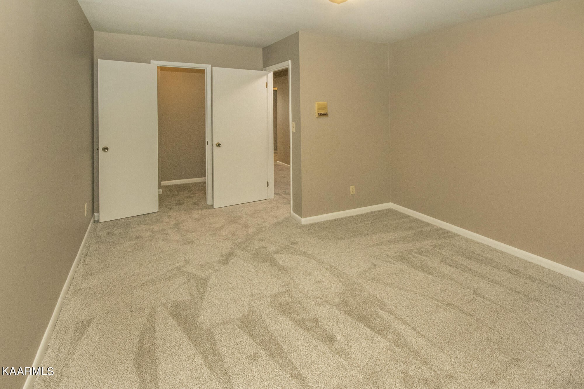 431 Sunnyside Road Sweetwater, TN 37874 - Photo 28 of 47 a view of an empty room