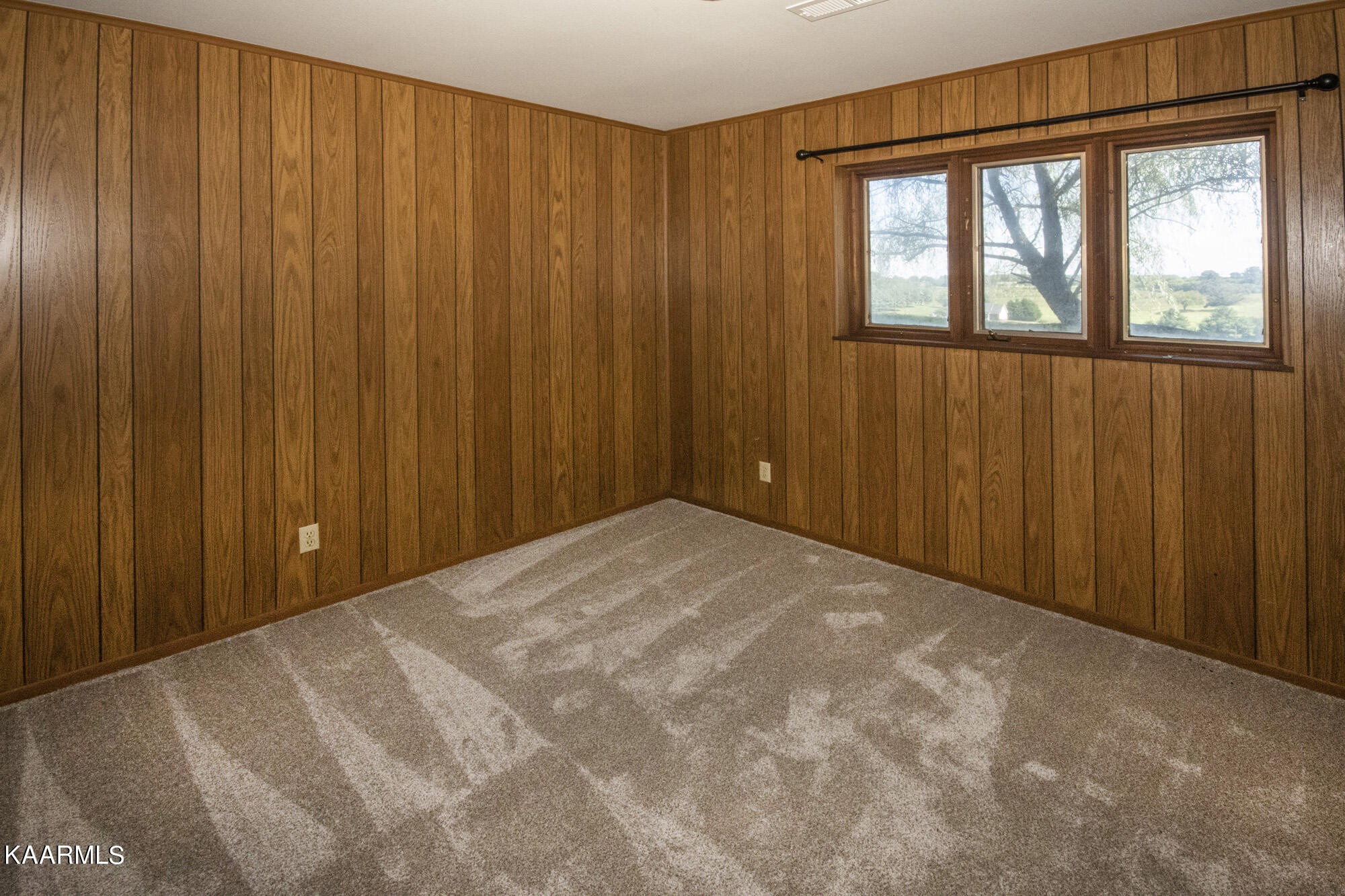 431 Sunnyside Road Sweetwater, TN 37874 - Photo 30 of 47 a view of an empty room with a window