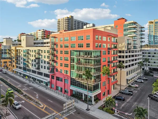 $2,600 | 1208 East Kennedy Boulevard, Unit 616, Tampa, FL 33602