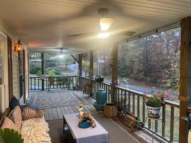 $299,495 | 85 Lakeview Lane, Stewart, TN 37175