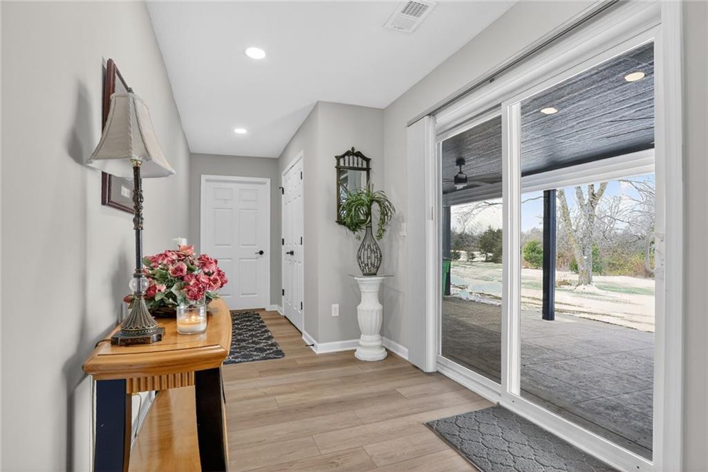 20915 South Moonlight Road Gardner, KS 66030 - Photo 12 of 51