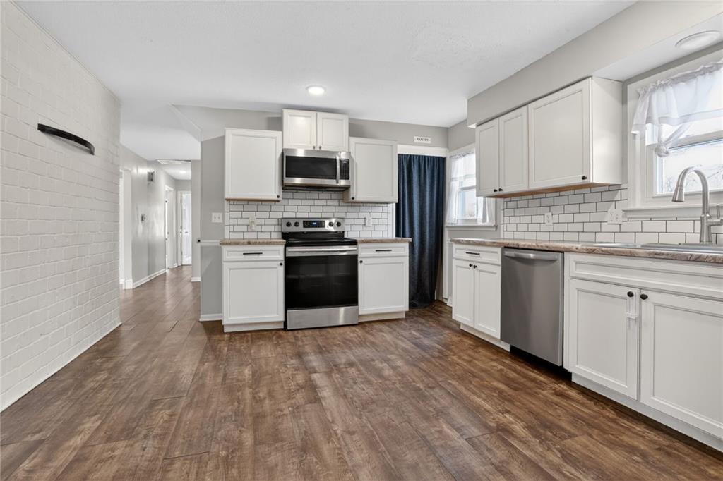 20915 South Moonlight Road Gardner, KS 66030 - Photo 28 of 51