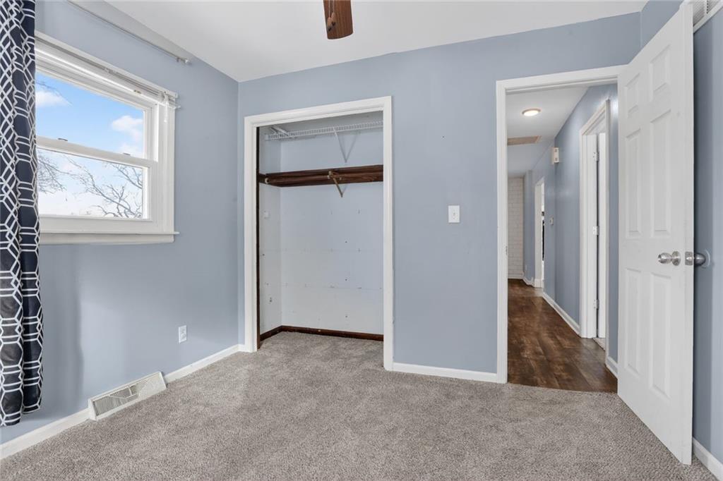 20915 South Moonlight Road Gardner, KS 66030 - Photo 35 of 51