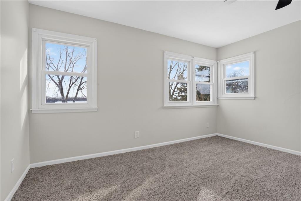 20915 South Moonlight Road Gardner, KS 66030 - Photo 38 of 51