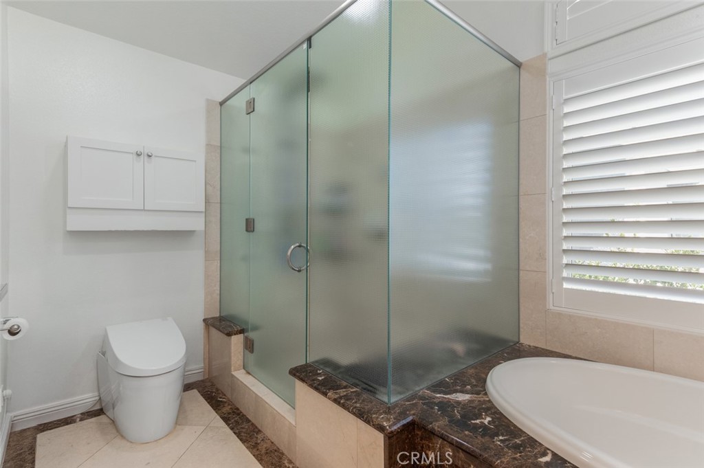 4 Bayview Irvine, CA 92614 - Photo 30 of 47