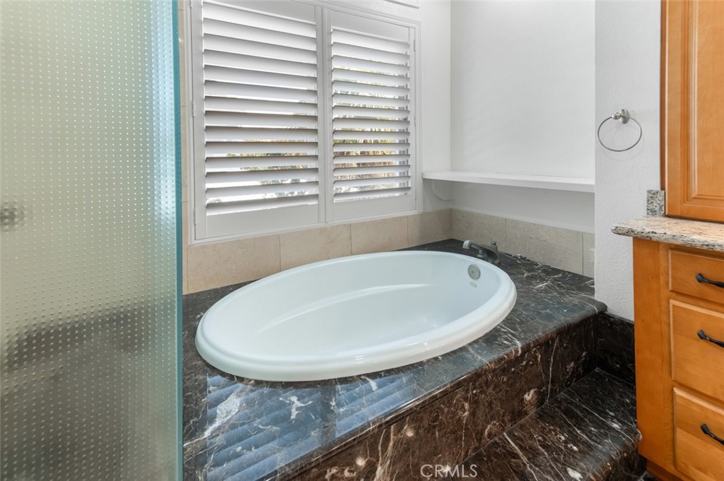 4 Bayview Irvine, CA 92614 - Photo 31 of 47