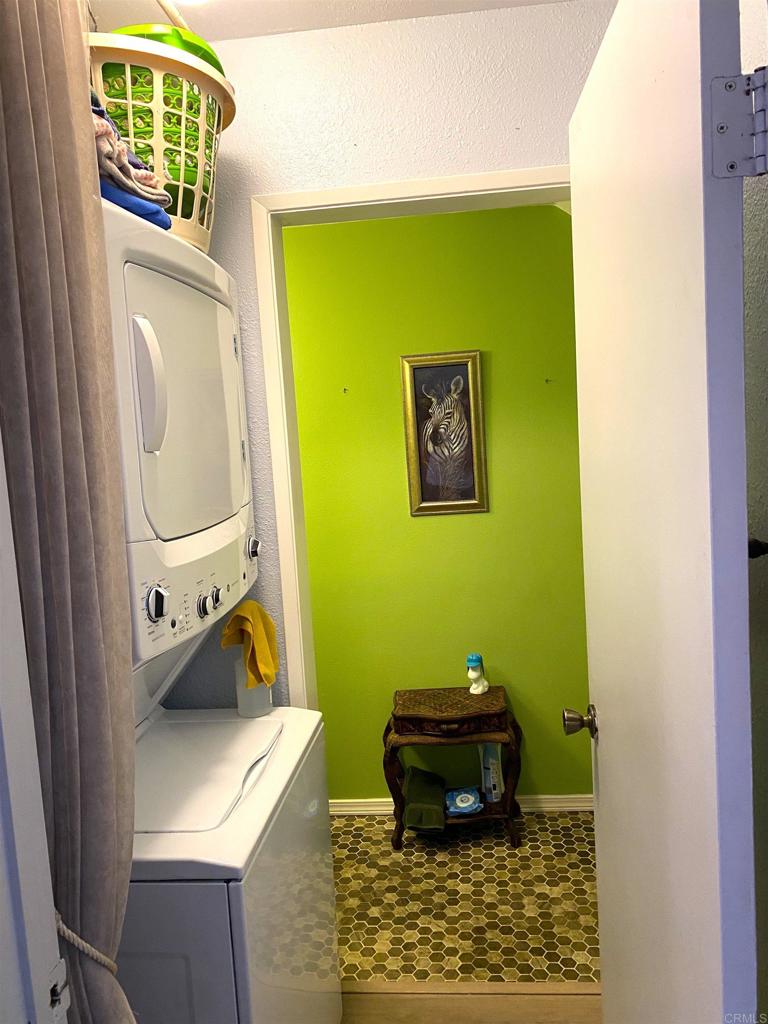 3424 Del Este Way Oceanside, CA 92056 - Photo 2 of 14